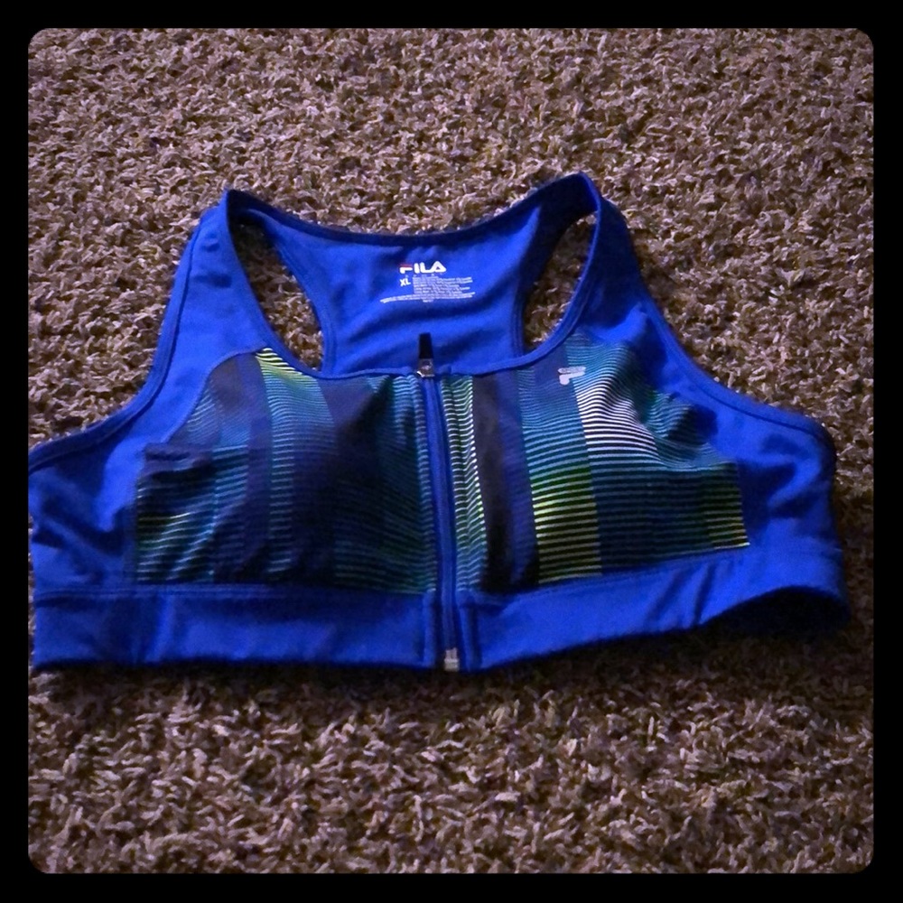 New never worn FILA sports bra.